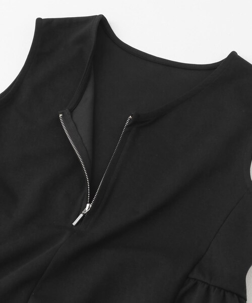 SENSE OF PLACE by URBAN RESEARCH（センスオブプレイスバイアーバンリサーチ）の「ZIPVネックカットワンピース（ワンピース・レディース・GRAY/BLACK/BEIGE・COMPACT/one）」の12枚目の写真