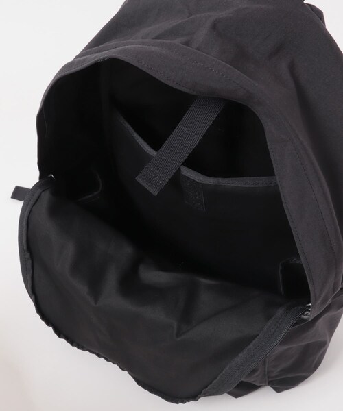 EKAL（エカル）の「HOBO　BACKPACK 22L NYLON OX（バックパック/リュック・メンズ・BROWN/CHARCOAL・one）」の9枚目の写真