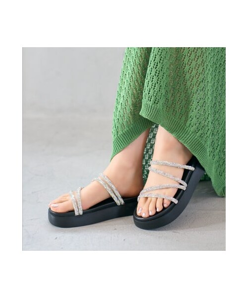carino(カリーノ)の「厚底ビジューサンダル(サンダル・レディース・PK/BL/SV・S/22.5cm/M/23.5cm/L/24.5cm/LL/25cm)」の10枚目の写真