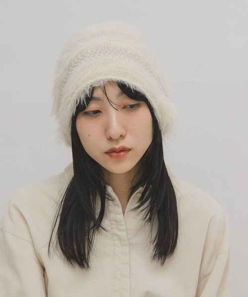 KBF（ケイビーエフ）の「ラインデザインシャギーニットビーニー（ニットキャップ/ビーニー・レディース・IVORY/BROWN/CHARCOAL・One）」の6枚目の写真
