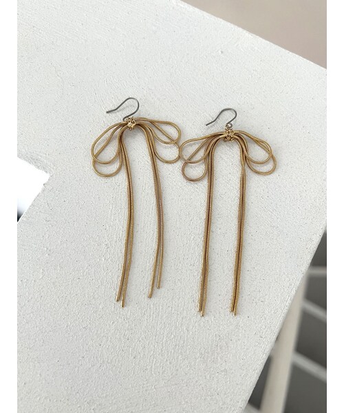 Ungrid（アングリッド）の「リボンモチーフチェーンピアス（ピアス（両耳用）・レディース・シルバー/ゴールド・F）」の6枚目の写真