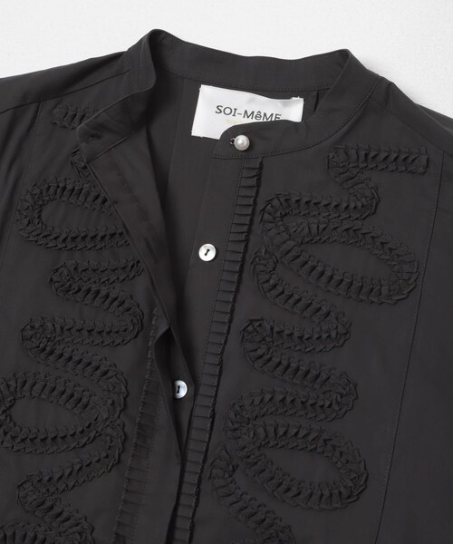 URBAN RESEARCH ROSSO（アーバンリサーチロッソ）の「MARILYN MOON　DIAMOND TUCK EMBROIDERY BLOUSE（シャツ/ブラウス・レディース・WHITE/BLACK・Free）」の7枚目の写真