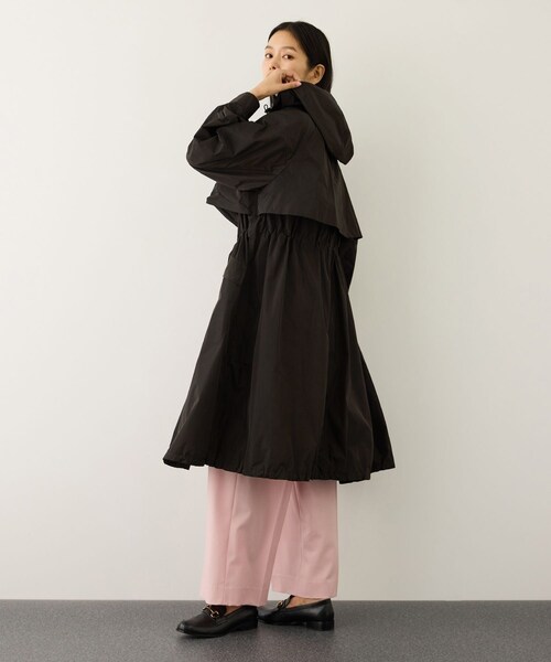 ROPE'(ロペ)の「【撥水】タフタフーデッドロング丈スプリングコート(マウンテンパーカー・レディース・ダークブラウン・F)」の13枚目の写真
