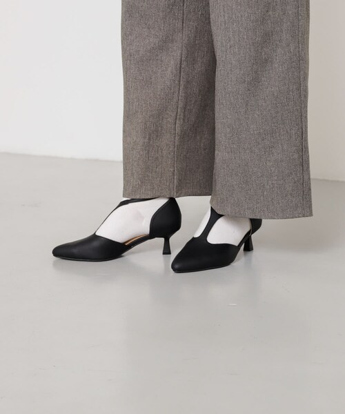 SENSE OF PLACE by URBAN RESEARCH(センスオブプレイスバイアーバンリサーチ)の「Tストラップパンプス(パンプス・レディース・BLACK/IVORY/SILVER・S/M/L)」の19枚目の写真