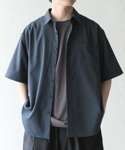 ITEMS URBANRESEARCH（アイテムズ アーバンリサーチ）の「ヨウリュウレギュラーカラー半袖シャツ（シャツ/ブラウス・メンズ・NVY/BRN/BLK・M/L）」の8枚目の写真