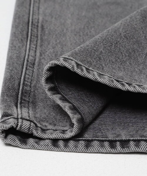 URBAN RESEARCH（アーバンリサーチ）の「HAIKURE　BETHANY SHORT LENGTH FLANEL GREY（デニムパンツ・レディース・FLANELGREY・24/25/26）」の18枚目の写真