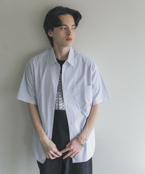 SENSE OF PLACE by URBAN RESEARCH（センスオブプレイスバイアーバンリサーチ）の「『別注』LOVE POP STUDIO×SENSE OF PLACE　シャツ（シャツ/ブラウス・メンズ・WHITE/BLUE・M/L）」の7枚目の写真