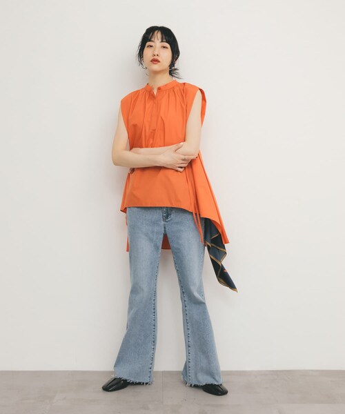 KBF（ケイビーエフ）の「アシンメトリーストラップパンプス（パンプス・レディース・BLACK/CAMEL・36/37/38）」の6枚目の写真