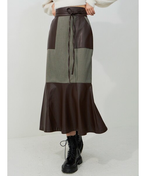 MERCURYDUO（マーキュリーデュオ）の「ハイウエストフェイクレザードッキングスカート（スカート・レディース・ブラック/ベージュ/ミックス・M/S）」の15枚目の写真