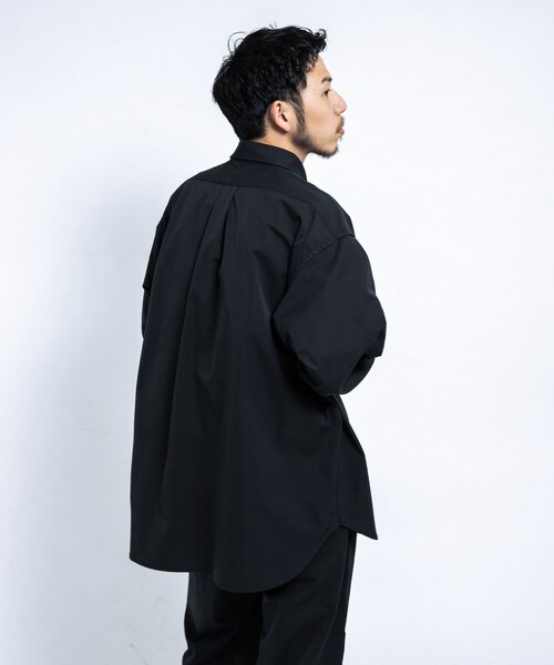 EKAL(エカル)の「SOLOTEXツイルレギュラーカラーシャツ(シャツ/ブラウス・メンズ・ネイビー/ブラック・M/L)」の17枚目の写真