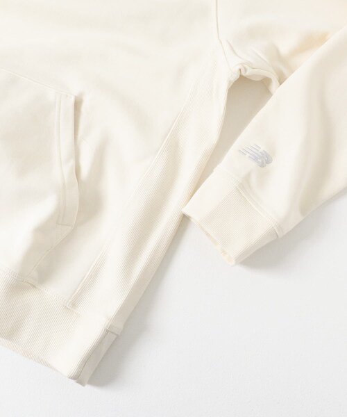 URBAN RESEARCH DOORS（アーバンリサーチドアーズ）の「NEW BALANCE　Athletics クラシックスフーディ（パーカー・メンズ・PEF/BK・M/L/XL）」の15枚目の写真