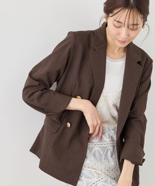 ROPE' PICNIC(ロペピクニック)の「カナパ 金ボタンジャケット/セットアップ対応・UV・抗菌防臭・接触冷感(テーラードジャケット・レディース・グレー/ダークブラウン/ベージュ/ベージュ系/グリーン系/ネイビー・L/M)」の6枚目の写真
