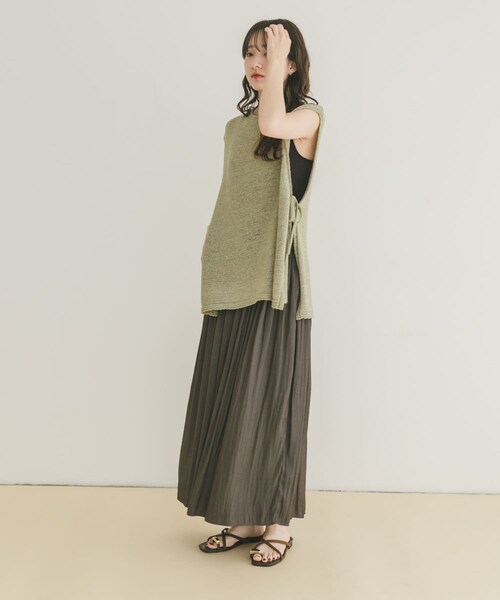 ITEMS URBANRESEARCH（アイテムズ アーバンリサーチ）の「テープヤーンニットベスト（ベスト・レディース・OFF/NVY/L.KHK・FREE）」の18枚目の写真