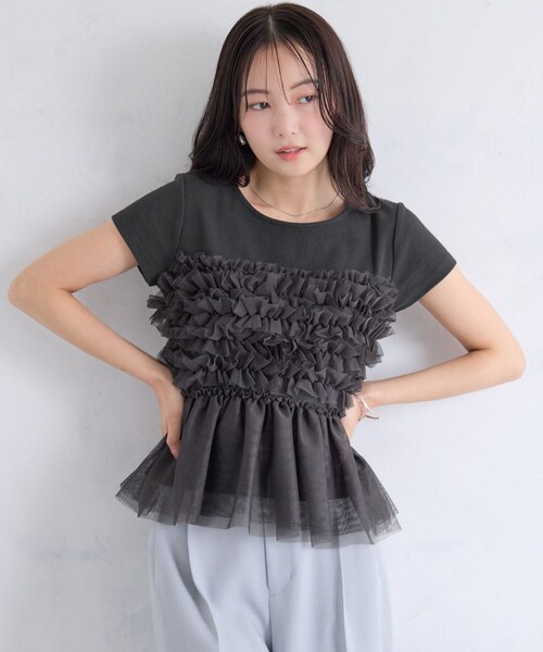 VIS（ビス）の「【夏トク価格】チュールフリルドッキングフレンチスリーブ/UVケア（Tシャツ/カットソー・レディース・チャコール/オフホワイト/ブラウン系・F）」の6枚目の写真