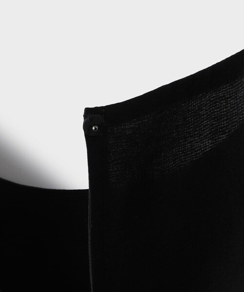 ROPE'（ロペ）の「【一部店舗限定】【REALM（レルム）】HALF SLEEVE BLOUSE｜裾フリルブラウス　26SS（シャツ/ブラウス・レディース・ブラック/ピンク・38）」の20枚目の写真