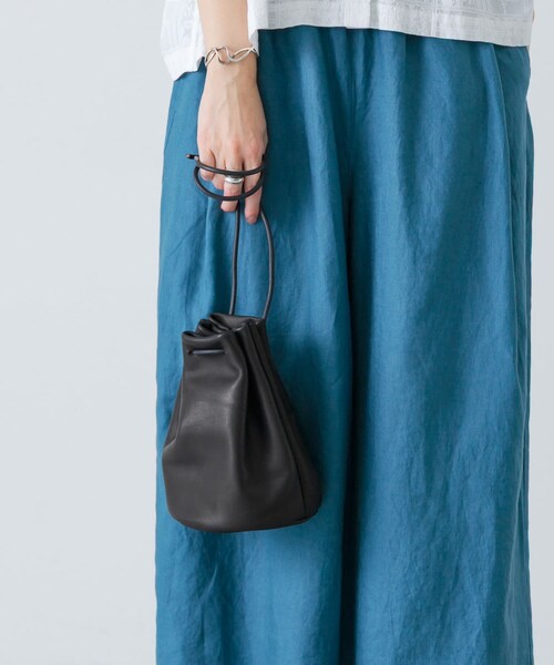 かぐれ（カグレ）の「MORMYRUS　DRAWSTRING BAG（その他雑貨・レディース・BLACK・Free）」の3枚目の写真
