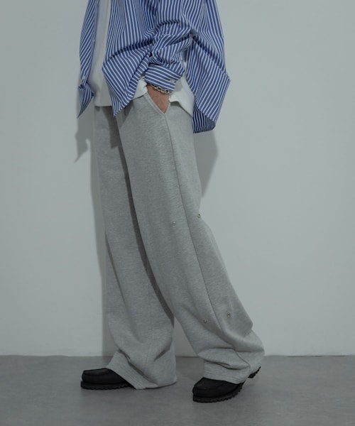 SENSE OF PLACE by URBAN RESEARCH(センスオブプレイスバイアーバンリサーチ)の「サイドスナップスウェットパンツ(スウェットパンツ・メンズ・GRAY/CHARCOAL/PINK・M/L)」の1枚目の写真