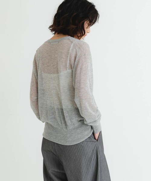 URBAN RESEARCH（アーバンリサーチ）の「カシミヤミックスVネックカーディガン（カーディガン/ボレロ・レディース・GRAY/ORANGE/BLACK・FREE）」の20枚目の写真
