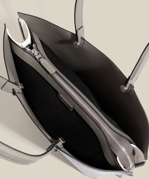 ROPE'(ロペ)の「【E'POR】Y BAG Large/A4対応・通勤・26SS(トートバッグ・レディース・ブラック/グレー/キナリ/ダークブラウン/ダークグリーン・F)」の15枚目の写真