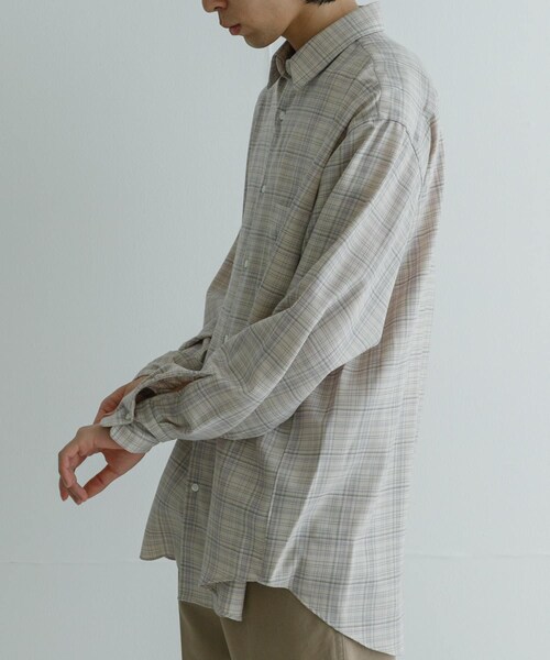 URBAN RESEARCH（アーバンリサーチ）の「MARKAWARE　COMFORT FIT SHIRTS（シャツ/ブラウス・メンズ・CHA CHK/GREIGE CHK・2/3）」の20枚目の写真