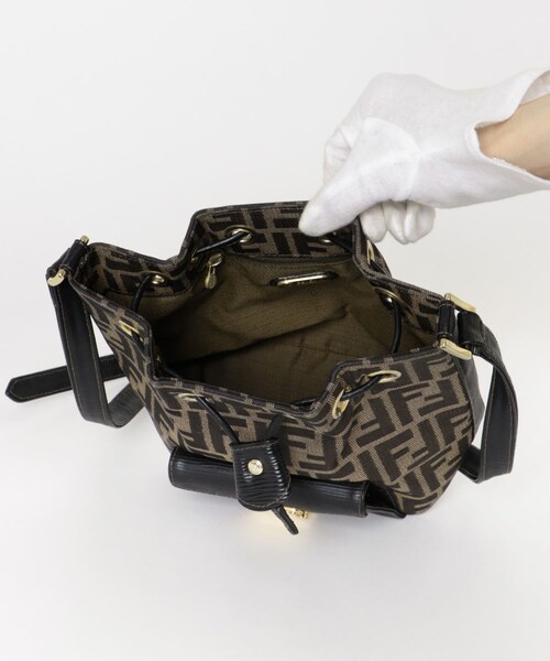 URBAN RESEARCH(アーバンリサーチ)の「VINTAGE FENDI 90Sズッカ巾着ショルダー(ショルダーバッグ・レディース・-・-)」の7枚目の写真