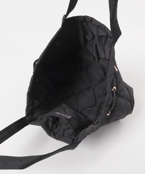 URBAN RESEARCH ROSSO（アーバンリサーチロッソ）の「TRIFFER　ナイロンステッチBAG（トートバッグ・レディース・BLACK/OLIVE・Free）」の8枚目の写真