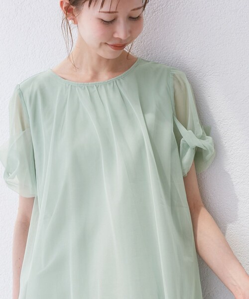 ROPE' PICNIC(ロペピクニック)の「Cutee チュールドッキングツイストスリーブトップス/リンクコーデ(Tシャツ/カットソー・レディース・ブラック/ホワイト/ライトグリーン/ブルー系・38)」の13枚目の写真