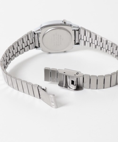 URBAN RESEARCH DOORS(アーバンリサーチドアーズ)の「CASIO メタルデジタルウォッチ(アナログ腕時計・レディース・シルバー・-)」の7枚目の写真