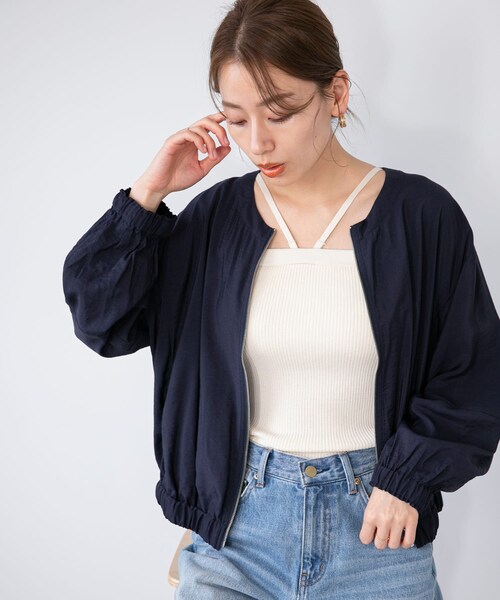 URBAN RESEARCH Sonny Label（アーバンリサーチサニーレーベル）の「カップ付きマルチウェイニットキャミソール（キャミソール・レディース・OFFボーダー/オフ/NAVYボーダー・FREE）」の6枚目の写真