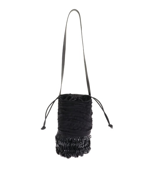 UN3D.（アンスリード）の「STRATUM BAG（ショルダーバッグ・レディース・グレー/ブラック・F）」の8枚目の写真