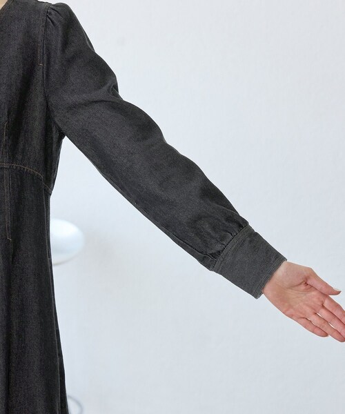 ROPE' PICNIC(ロペピクニック)の「デニムワンピース(ワンピース・レディース・ブラック/ネイビー・36/38)」の20枚目の写真
