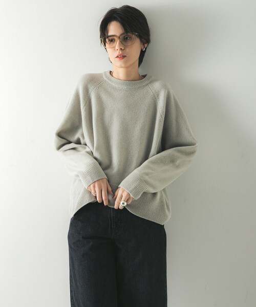 URBAN RESEARCH（アーバンリサーチ）の「カシミヤ強縮クルーネックニット（ニット/セーター・レディース・BEIGE/LIGHT GRAY/TOP GRAY/RED・FREE）」の7枚目の写真