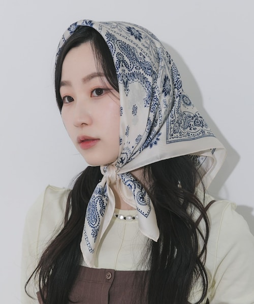 SMELLY（スメリー）の「アソートパターンスカーフ（バンダナ/スカーフ・レディース・YEL/BRN/GRN/ORG/BLK/BLU/LMN/DOT/SAX/GRY/RED/MNT/BLK/IVO/WHT/ORG/BLU・-）」の2枚目の写真