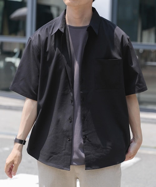 ITEMS URBANRESEARCH（アイテムズ アーバンリサーチ）の「ヨウリュウレギュラーカラー半袖シャツ（シャツ/ブラウス・メンズ・NVY/BRN/BLK・M/L）」の3枚目の写真
