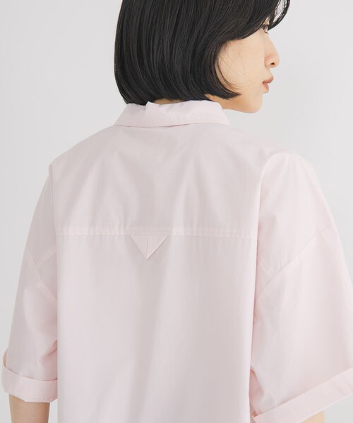 KBF(ケイビーエフ)の「ミニマルオーバーシャツ(シャツ/ブラウス・レディース・OFF/IVORY st/BLACK st/PINK・One)」の4枚目の写真