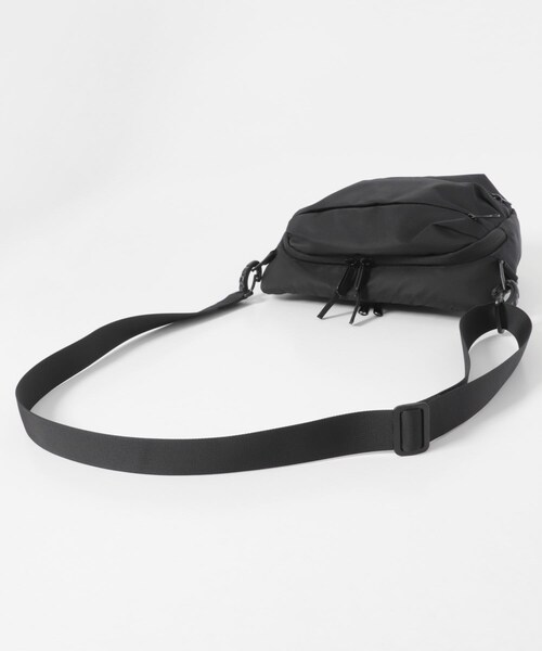 URBAN RESEARCH DOORS(アーバンリサーチドアーズ)の「fulcro runner(ショルダーバッグ・メンズ・BLACK/D.GRAY・-)」の10枚目の写真