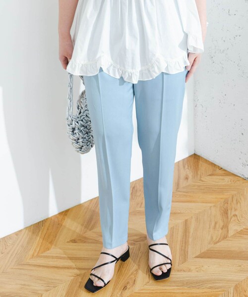 URBAN RESEARCH ROSSO（アーバンリサーチロッソ）の「F by ROSSO　サテンテーパードカラーパンツ（その他パンツ・レディース・BLUE/YELLOW・36/38）」の16枚目の写真