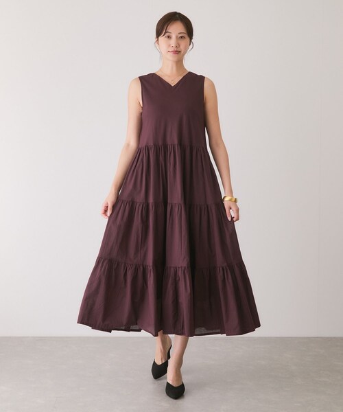 Jayro（ジャイロ）の「ティアードノースリーブフレアワンピース（ワンピース・レディース・ブラック/ダークブラウン/ネイビー・M）」の2枚目の写真