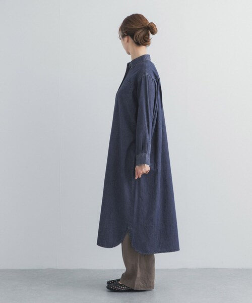 URBAN RESEARCH DOORS(アーバンリサーチドアーズ)の「ライトコットンデニムシャツワンピース(ワンピース・レディース・L.INDIGO/INDIGO・Free)」の22枚目の写真