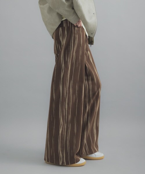 SENSE OF PLACE by URBAN RESEARCH(センスオブプレイスバイアーバンリサーチ)の「マーブルプリントワイドデニム(デニムパンツ・メンズ・BROWN/OLIVE・M/L)」の17枚目の写真