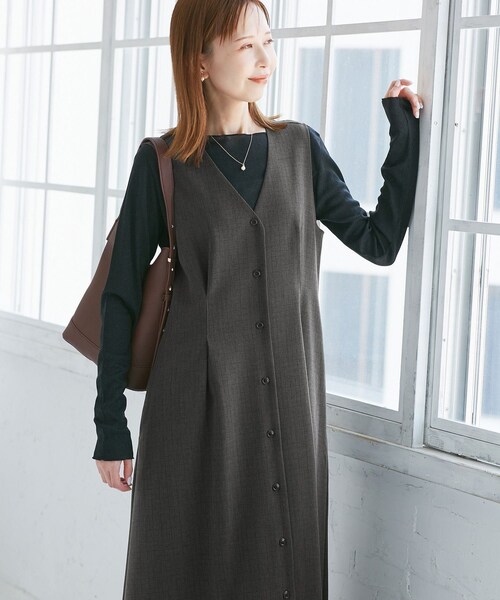 ROPE' PICNIC（ロペピクニック）の「ウエストタックジャンパースカート（ジャンパースカート・レディース・ブラック系/グレー/ライトグレー/ベージュ系/ネイビー・F）」の15枚目の写真