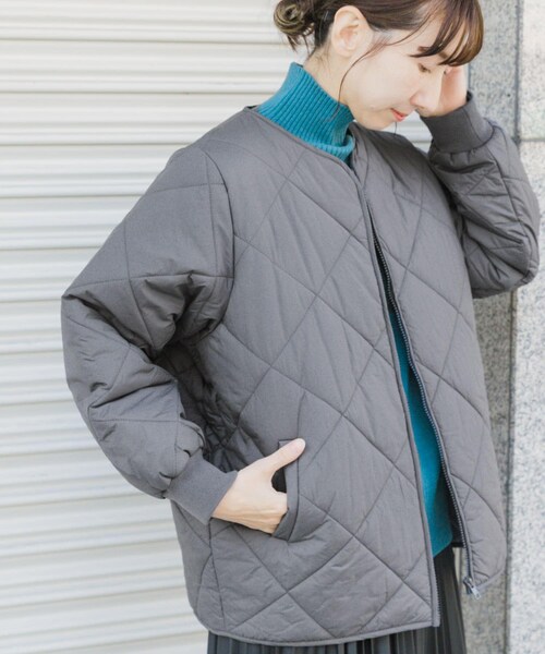 ITEMS URBANRESEARCH(アイテムズ アーバンリサーチ)の「中綿キルトノーカラージャケット(その他アウター・レディース・CHA/L.BEIGE/BEG/BLK・FREE)」の20枚目の写真