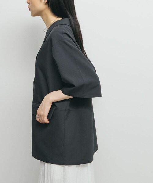 KBF（ケイビーエフ）の「ハーフスリーブルーズジャケット（テーラードジャケット・レディース・CHARCOAL/MOCHA・one）」の6枚目の写真