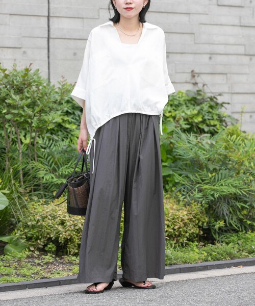 URBAN RESEARCH(アーバンリサーチ)の「『UR TECH/撥水/UVカット』ギャザーワイドパンツ(その他パンツ・レディース・ICE GRAY/BEIGE/CHARCOAL・36/38)」の21枚目の写真