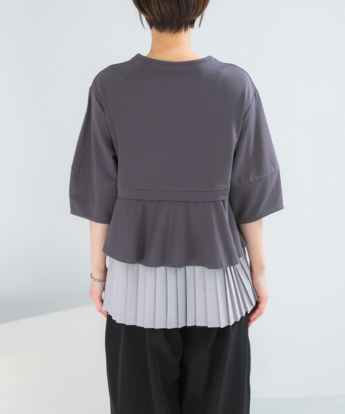 URBAN RESEARCH ROSSO（アーバンリサーチロッソ）の「ELENDEEK　SLIDE FLARE DOCKING CUT AND SEWN（Tシャツ/カットソー・レディース・O.WHT/GRY/BLK・Free）」の9枚目の写真