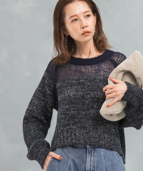 URBAN RESEARCH ROSSO（アーバンリサーチロッソ）の「『WEB限定』ドッキングラメニット（ニット/セーター・レディース・NAVY/PINK/BEIGE・FREE）」の21枚目の写真