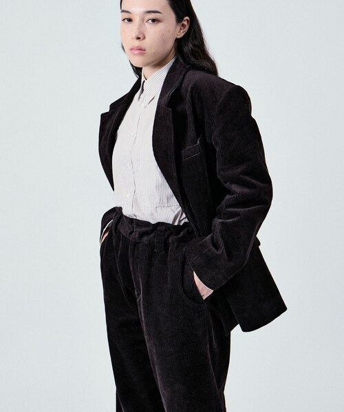 ADAM ET ROPE'(アダムエロペ)の「2WAY WAIST GATHER CORD PANTS UNISEX (SETUP対応)(その他パンツ・レディース・ダークブラウン/ベージュ/ネイビー・36/38/40/42)」の22枚目の写真