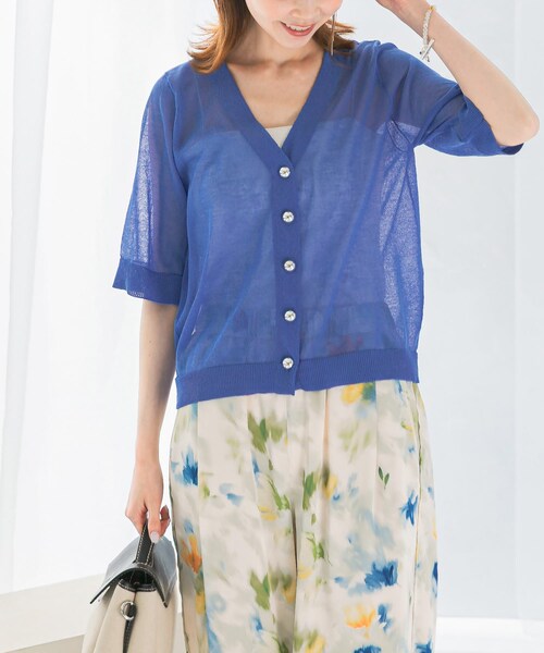 URBAN RESEARCH ROSSO（アーバンリサーチロッソ）の「デザインボタンシアーカーディガン（カーディガン/ボレロ・レディース・WHITE/BLUE・FREE）」の11枚目の写真