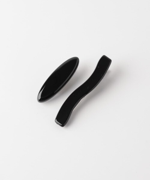 URBAN RESEARCH DOORS(アーバンリサーチドアーズ)の「ウェーブオーバルペアクリップ(バレッタ/ヘアクリップ・レディース・IVORY/BLACK・One)」の2枚目の写真