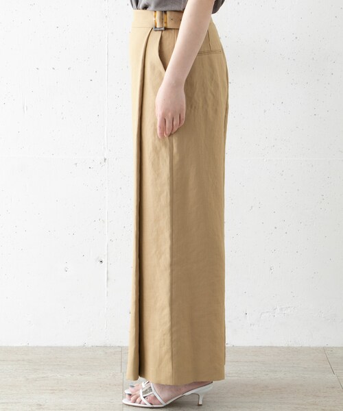 URBAN RESEARCH ROSSO（アーバンリサーチロッソ）の「BEIGE,　SABURI PANTS（その他パンツ・レディース・34GOLD.FU・2/4）」の8枚目の写真